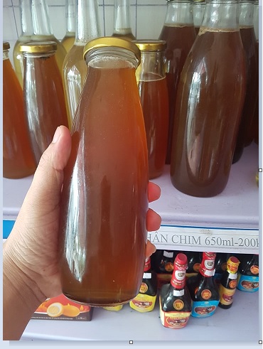 Mật ong hòa cà phê